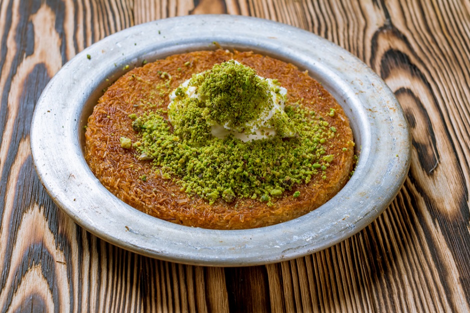 KÜNEFE